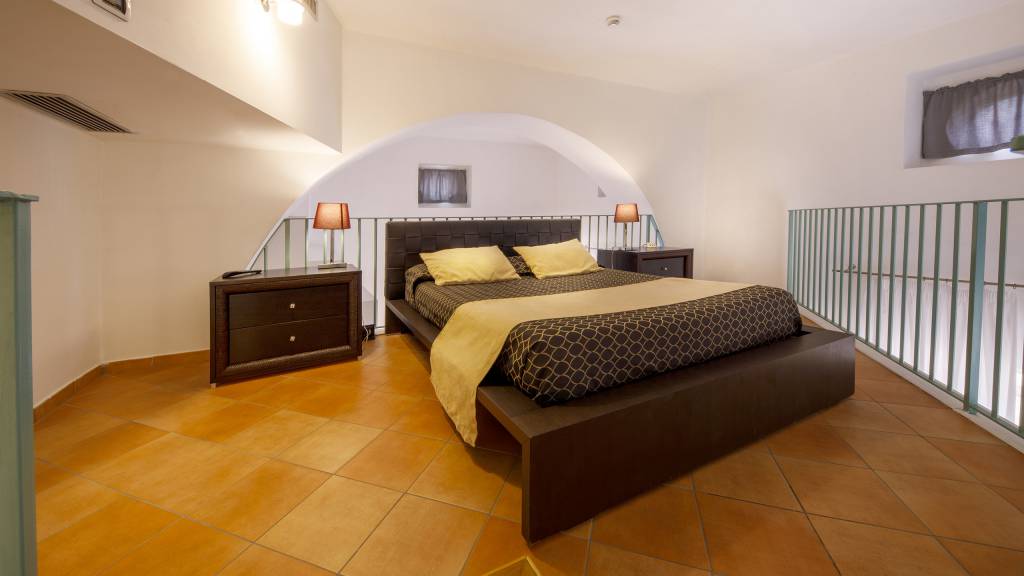 Villa-Buonanno-Napoli-senior-suite-155-20