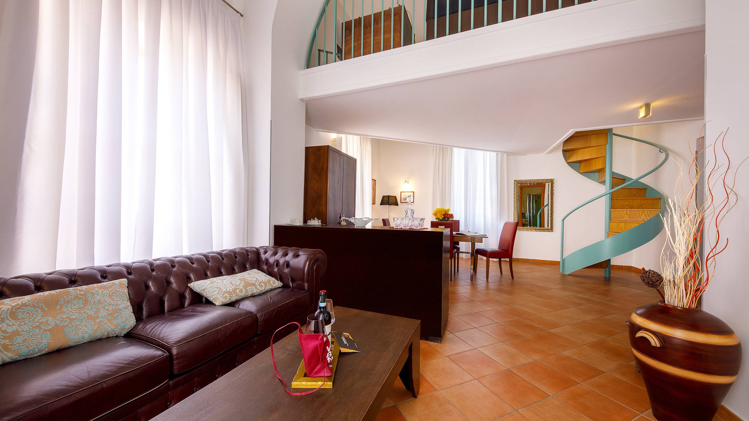 Villa-Buonanno-Naples-senior-suite-155-15