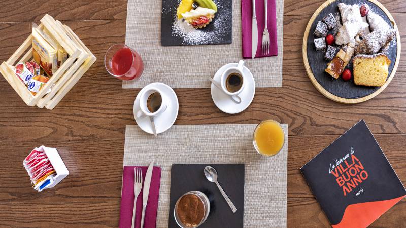 Villa-Buonanno-Napoli-colazione-11