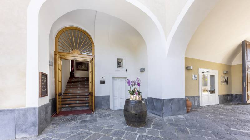 Villa-Buonanno-Napoli-entrata-1