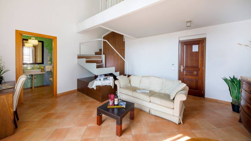 Villa-Buonanno-Napoli-senior-suite-144-11