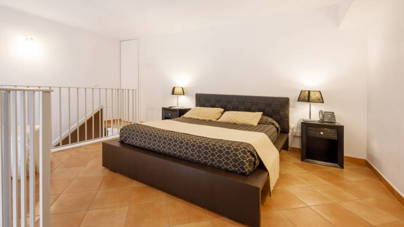 Villa-Buonanno-Naples-junior-suite-146-14