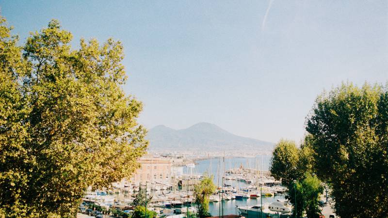 Villa-Buonanno-Napoli-vesuvio-2